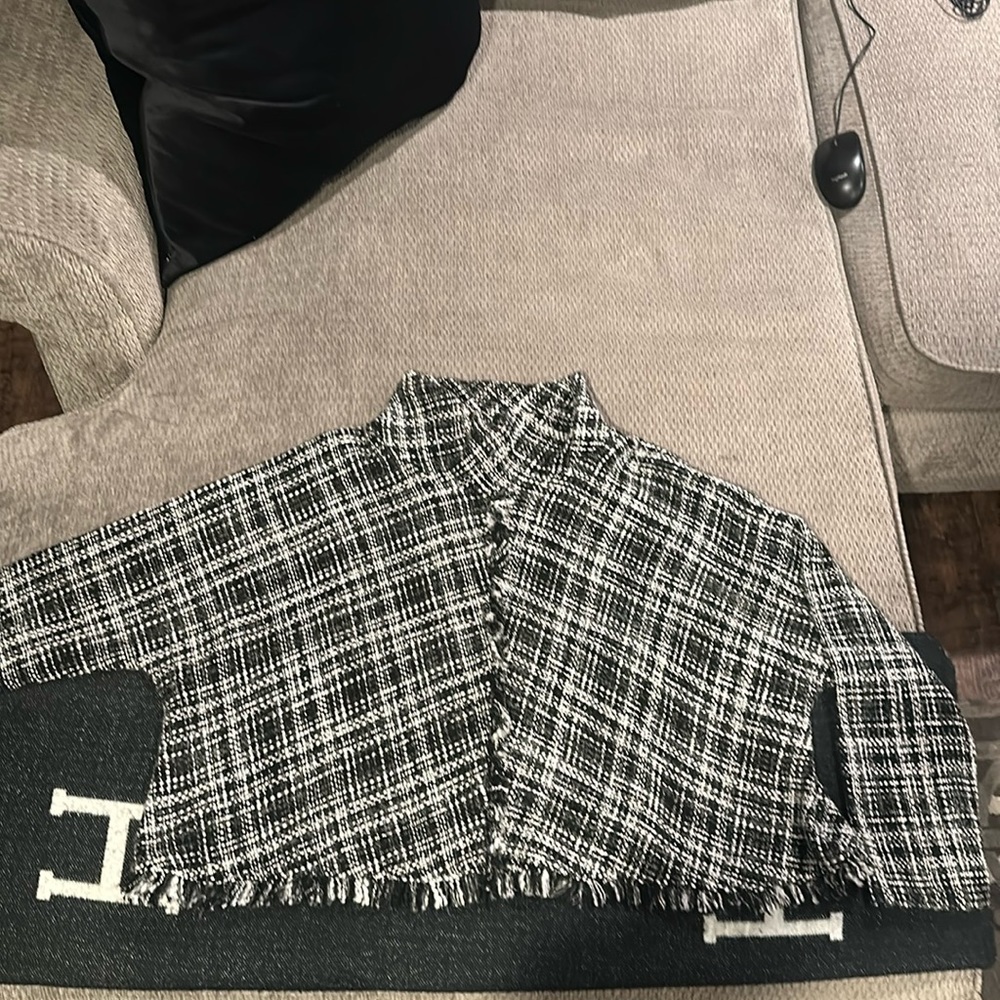 ZARA Tweed Cape Poncho Pullover Women’s Size Xl